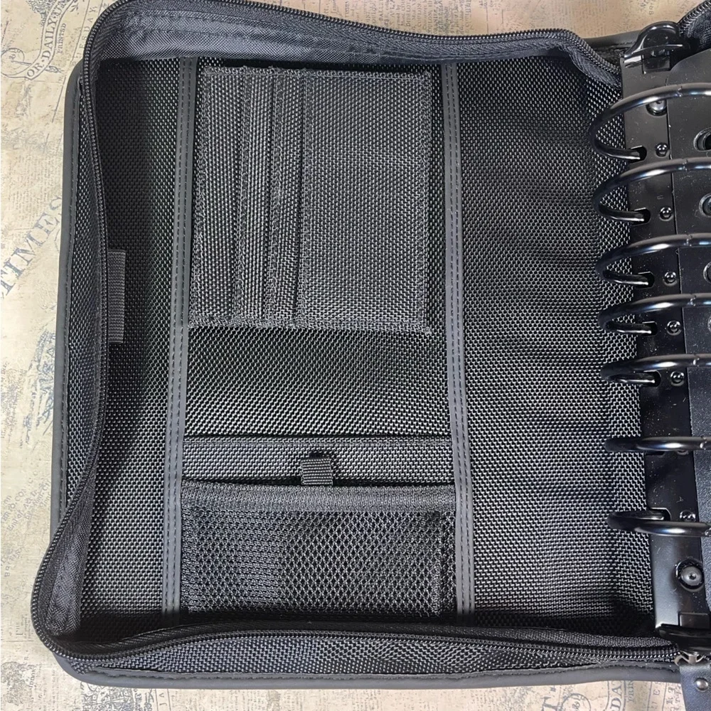 Franklin Covey - Friday Binder - Nylon Zipper with Handles (Classic, Black)